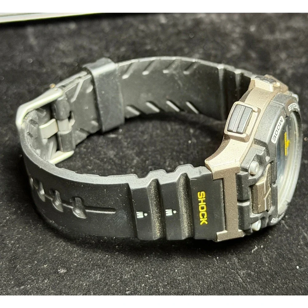 Timex Ironman Triathlon Shock Watch: 200M Water Resistant, 30 Lap Digital, WORKS